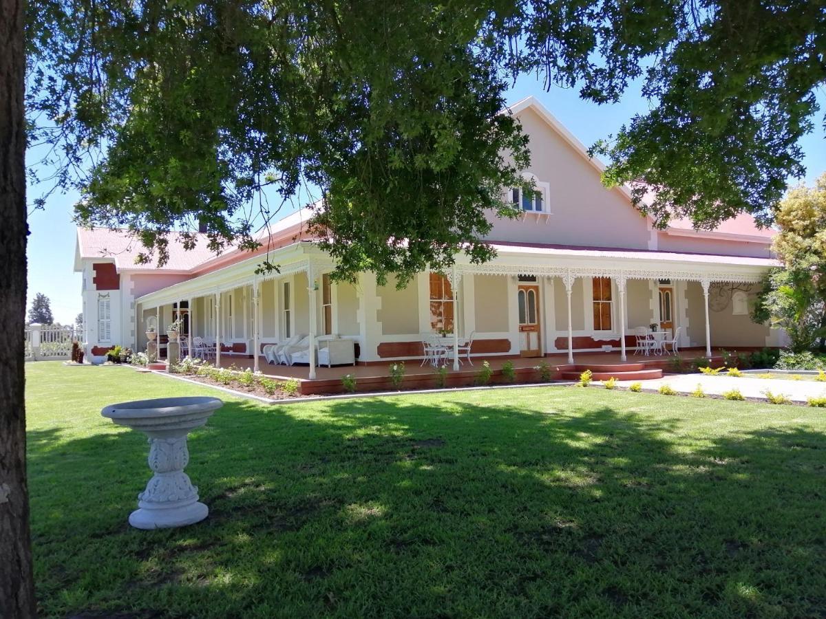Monte Rosa Guesthouse ロウソンヴル エクステリア 写真